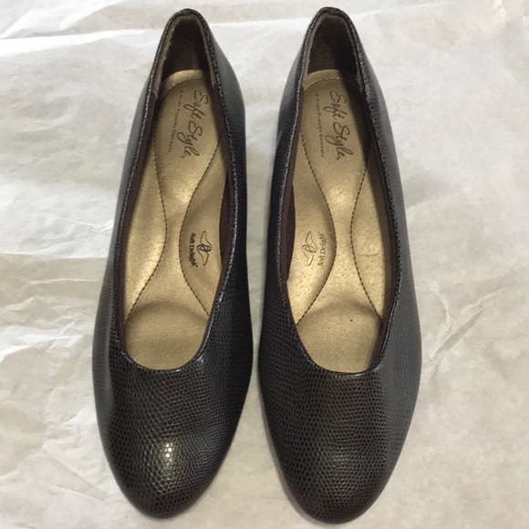 hush puppies vegan shoes